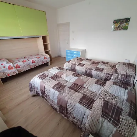 Apartment Meneghin House San Zenone